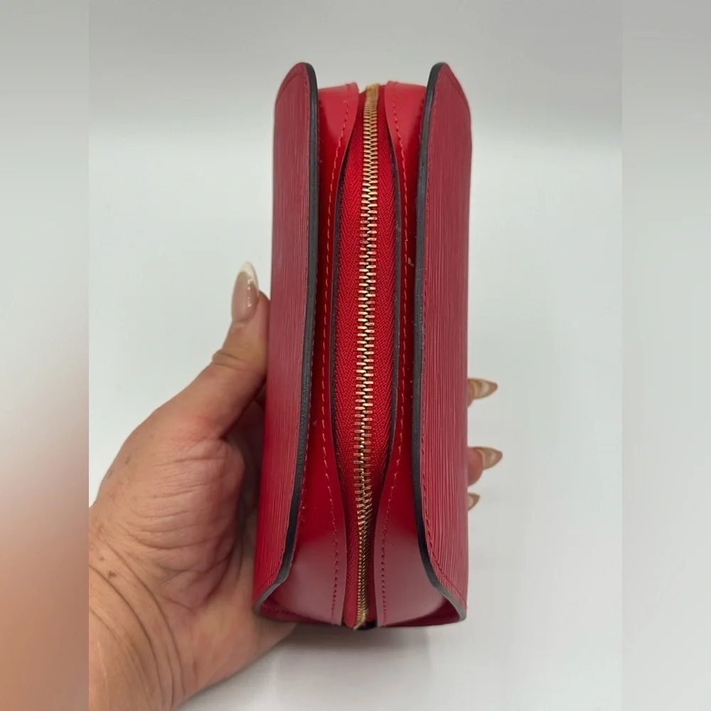 LOUIS VUITTON Epi Dauphine PM Pouch Castilian Red EUC